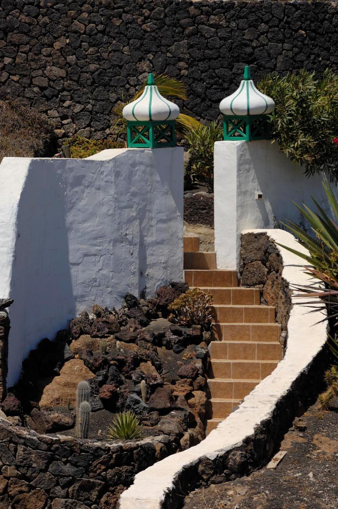 Castillo Lanzarote Villa Sophie - Luxury Villa -Sleep In A Volcanic Cave With Heated Pool Tías Extérieur photo