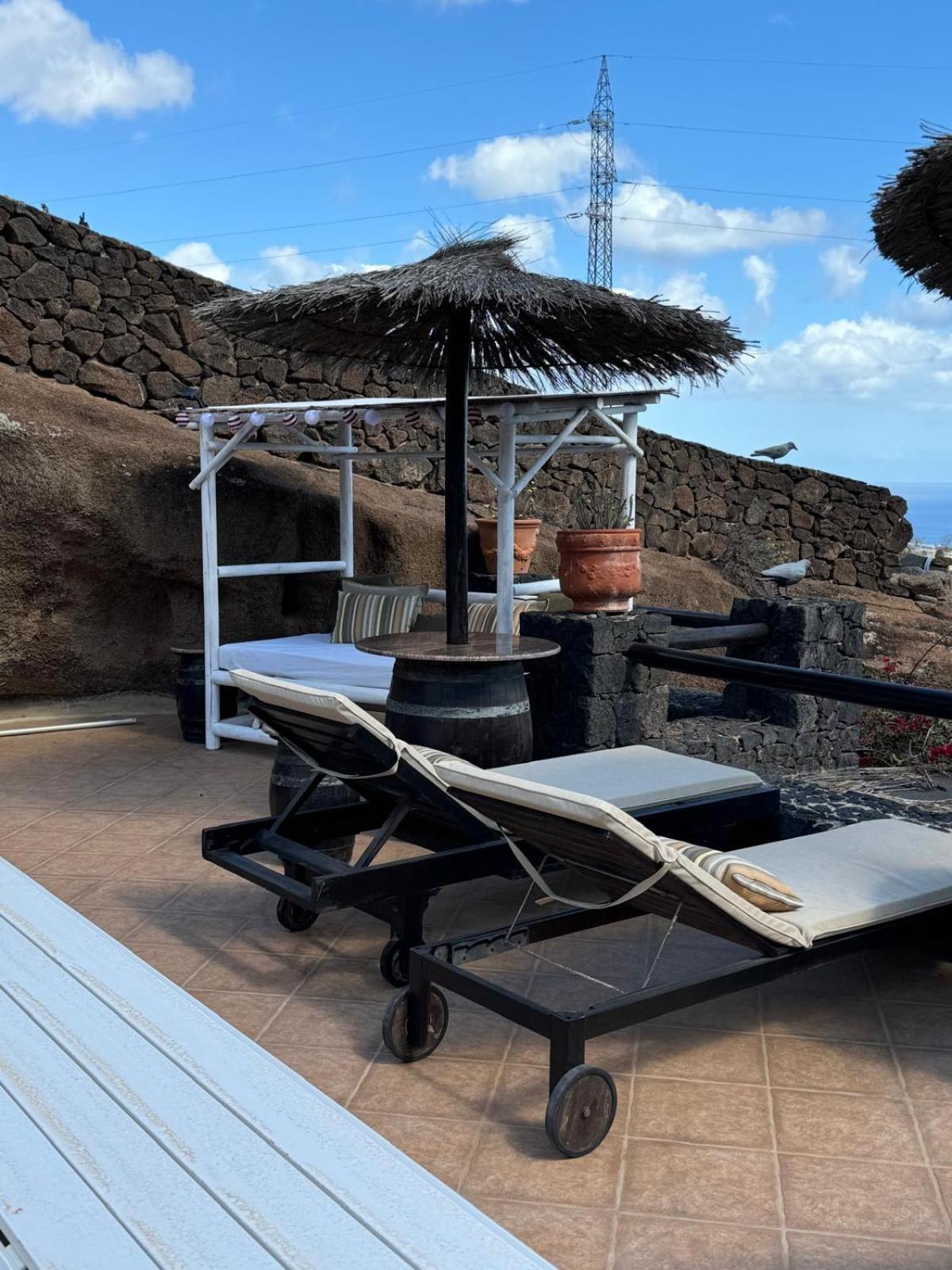 Castillo Lanzarote Villa Sophie - Luxury Villa -Sleep In A Volcanic Cave With Heated Pool Tías Extérieur photo