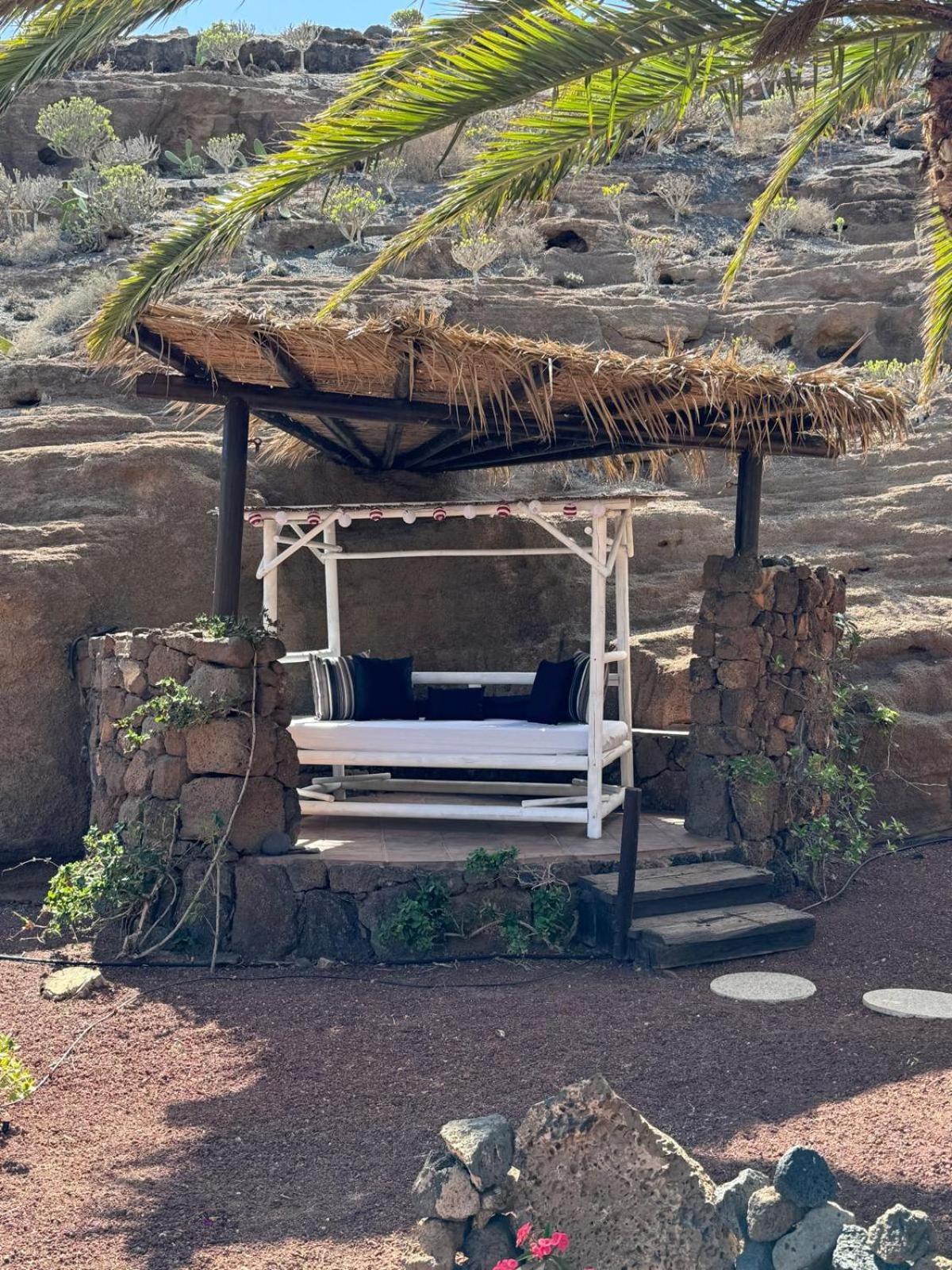 Castillo Lanzarote Villa Sophie - Luxury Villa -Sleep In A Volcanic Cave With Heated Pool Tías Extérieur photo