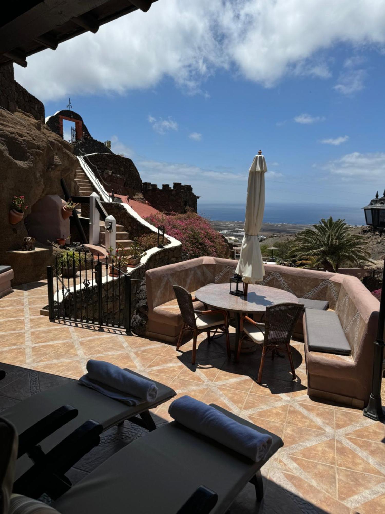 Castillo Lanzarote Villa Sophie - Luxury Villa -Sleep In A Volcanic Cave With Heated Pool Tías Extérieur photo